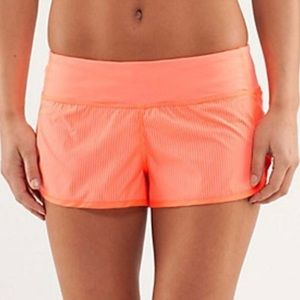 LULULEMON - Orange speed shorts - size 4